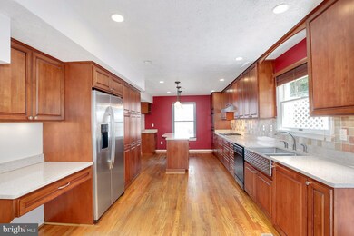 1021 Tasker Ln, Arnold, MD 21012 - photo 6