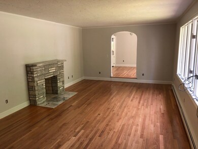 40 Countryside Ln, Milton, MA 02186 - photo 2