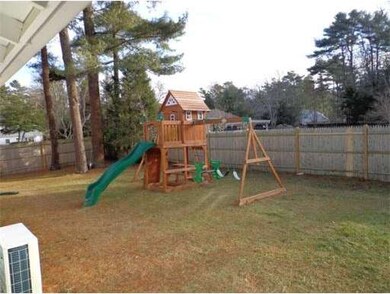 4 E Edgewater Dr, Wareham, MA 02571 - photo 3