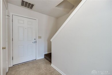 978 Irving Ave unit D24, Dayton, OH 45419 - photo 2