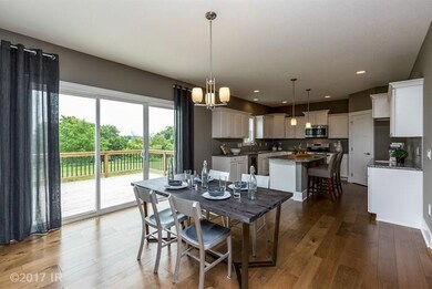 8023 NW 95th Cir, Johnston, IA 50131 - photo 5