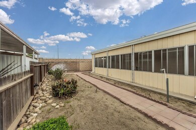 1701 Dinuba Ave unit 1, Selma, CA 93662 - photo 4