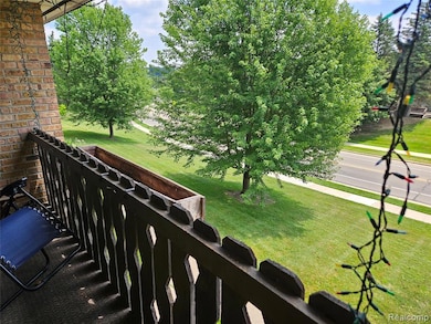 2104 Pauline Blvd unit 305, Ann Arbor, MI 48103 - photo 2