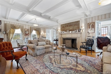 1 Beverly Rd, Little Neck, NY 11363 - photo 7