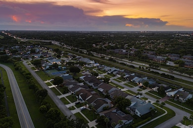 7718 San Mateo Dr E, Boca Raton, FL 33433 - photo 6