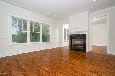 005-photo--7378300