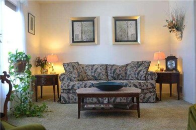 807 Broadcasting Rd, Reading, PA 19610 - photo 2