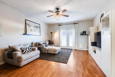 Spacious Family Room