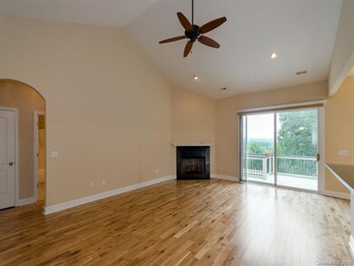 Large Living Room with High Ceilings, Gas Fireplac