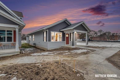 2096 Willard Ave SE, Grand Rapids, MI 49507 - photo 2