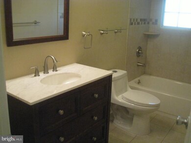 10 Petunia Ln, Willingboro, NJ 08046 - photo 3