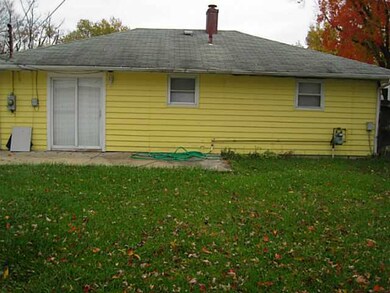 1061 S Ashburton Rd, Columbus, OH 43227 - photo 2