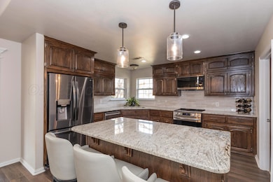 1427 N Wells St, Pampa, TX 79065 - photo 7