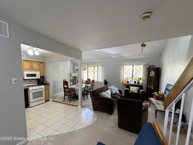 280 Rolling Hill Green, Staten Island, NY 10312 - photo 6