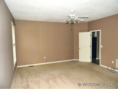 2 Whirlaway Ct, Hendersonville, NC 28792 - photo 7