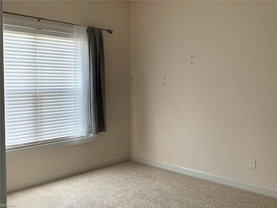 401 Harper Ct, Chesapeake, VA 23323 - photo 7