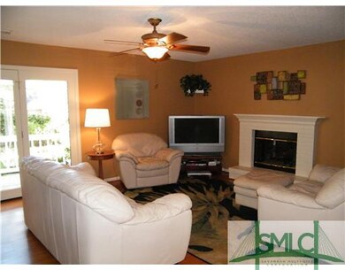 Den/Family/Great Room. Hardwood Floors