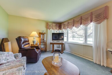 5872_Lounsbury_TOM-20