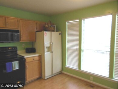 9012 Quail Run Dr, Perry Hall, MD 21128 - photo 3