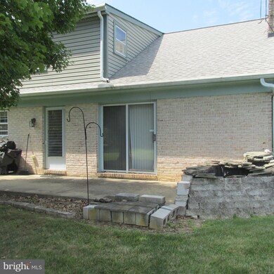 336 E Spruce St, New Holland, PA 17557 - photo 7