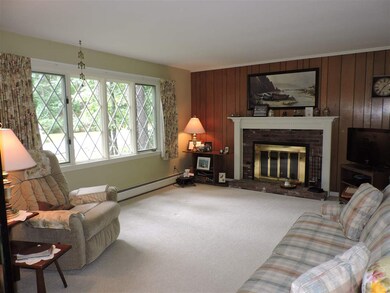 26 Ridgewood Rd, Contoocook, NH 03229 - photo 3