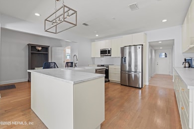 09-Kitchen