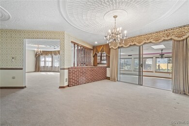 View 
Living Room/Dining Room