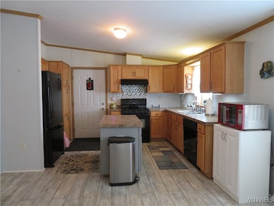 5455 Southwestern Blvd unit 15, Hamburg, NY 14075 - photo 4