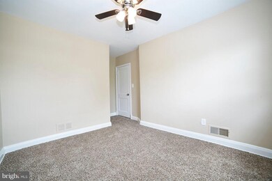 8615 Rock Oak Rd, Parkville, MD 21234 - photo 6