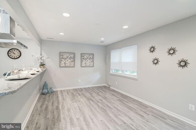 9739 Hagel Cir unit C, Lorton, VA 22079 - photo 4