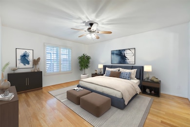 10014 Locke Ln, Houston, TX 77042 - photo 5