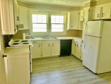 1010 Henry Burch Rd, McComb, MS 39648 - photo 4