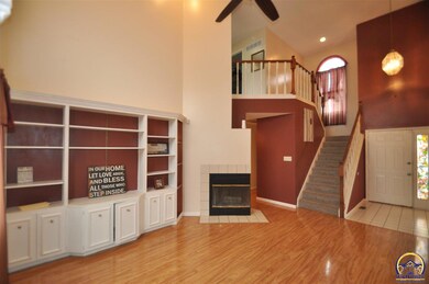 7000 SW Greenview Dr, Topeka, KS 66619 - photo 7