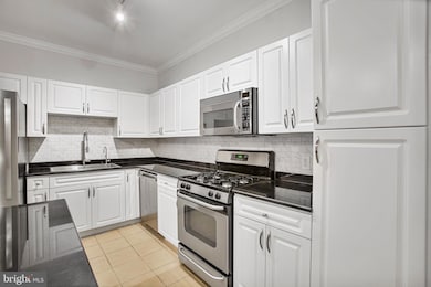 Bryson At Woodland Park unit 203, Herndon, VA 20171 - photo 4