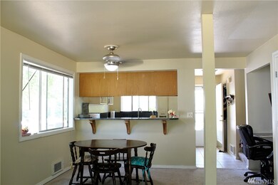 1526 192nd St SE unit U4, Bothell, WA 98012 - photo 5