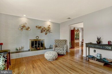 5070 Franklin St, Harrisburg, PA 17111 - photo 6