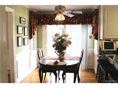 Eat-In Area