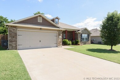 2800 W Charlotte St, Broken Arrow, OK 74011 - photo 2