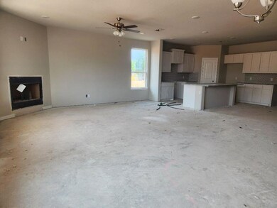 784 Brookside Dr, Springtown, TX 76082 - photo 5