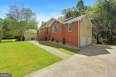 2071 Oakcreek Dr, Lithia Springs, GA 30122 - photo 3