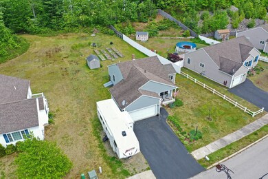 12 Ledgestone CT