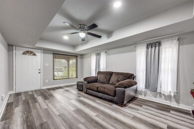 119 W Lake St, Sherman, TX 75090 - photo 6