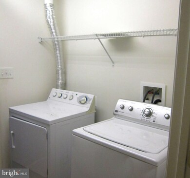 4541 Hidden Stream Ct, Owings Mills, MD 21117 - photo 3