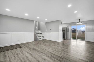 3418 Chambord Ln, Hazel Crest, IL 60429 - photo 4