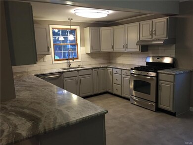 2464 Madison Ave, Bethlehem, PA 18017 - photo 6