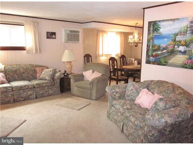 903 Hancock St, Folsom, PA 19033 - photo 4