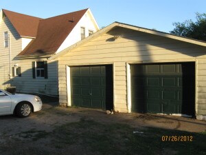 119 N Madison St, Grand View, IA 52752 - photo 3