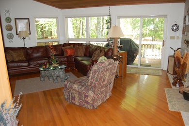 401 Canoe Brook Dr, Hawley, PA 18428 - photo 7