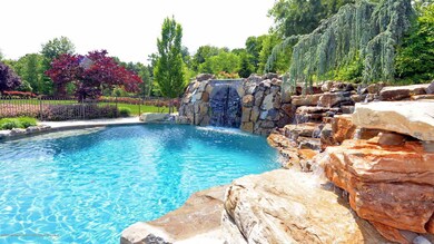 POOL_FALLS (2)
