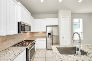 1734 Ryon Falls Dr, Richmond, TX 77469 - photo 3